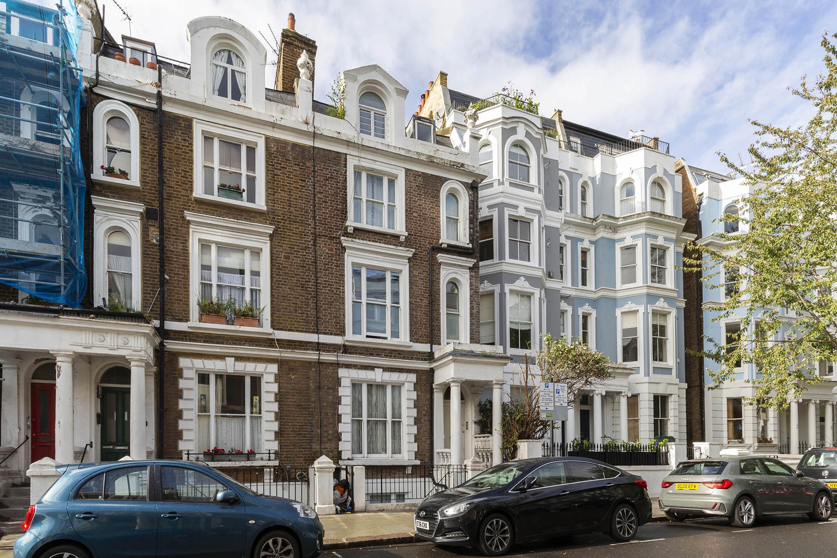 Stunning Apartment Colville Road, Notting Hill W11